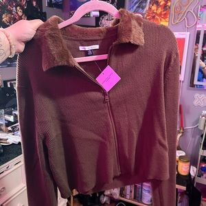 brown zipper top